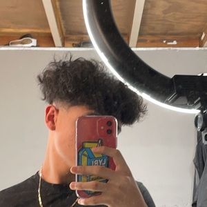 Meet your Posher, Ariel